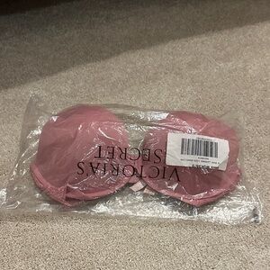 Victoria's Secret Dusty Rose Bra